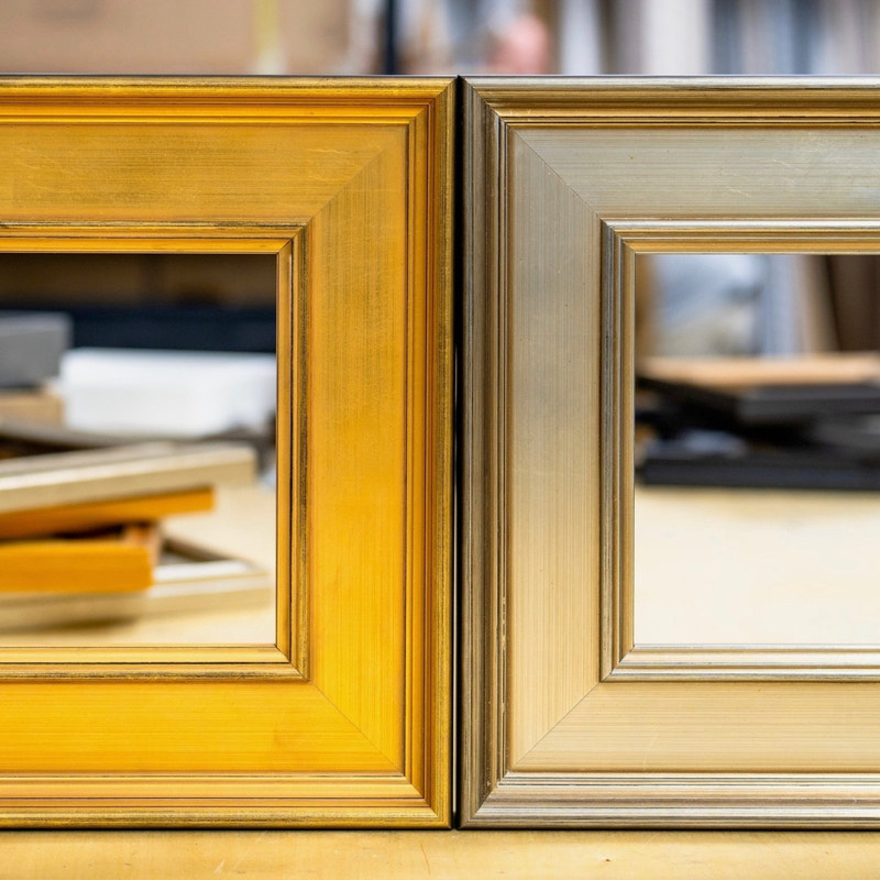 Affordable custom art frames - Articient