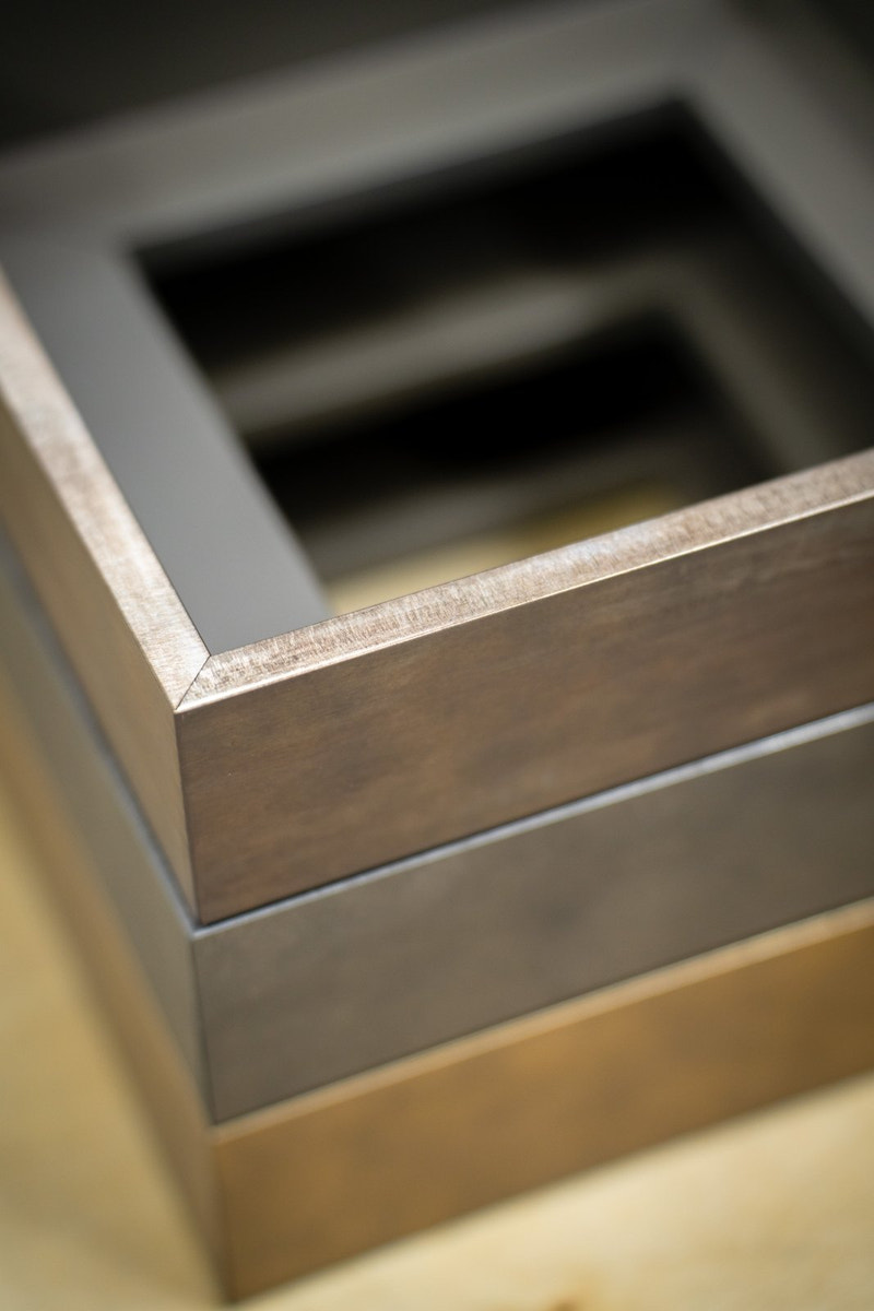 Larson Juhl Metalia Frames - Articient