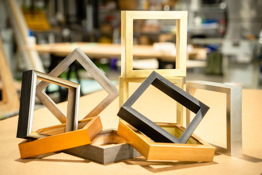 Larson Juhl Frames for Artists - Articient