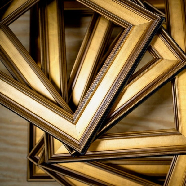 Elliott - Plein Air Gold FramePicture Frame