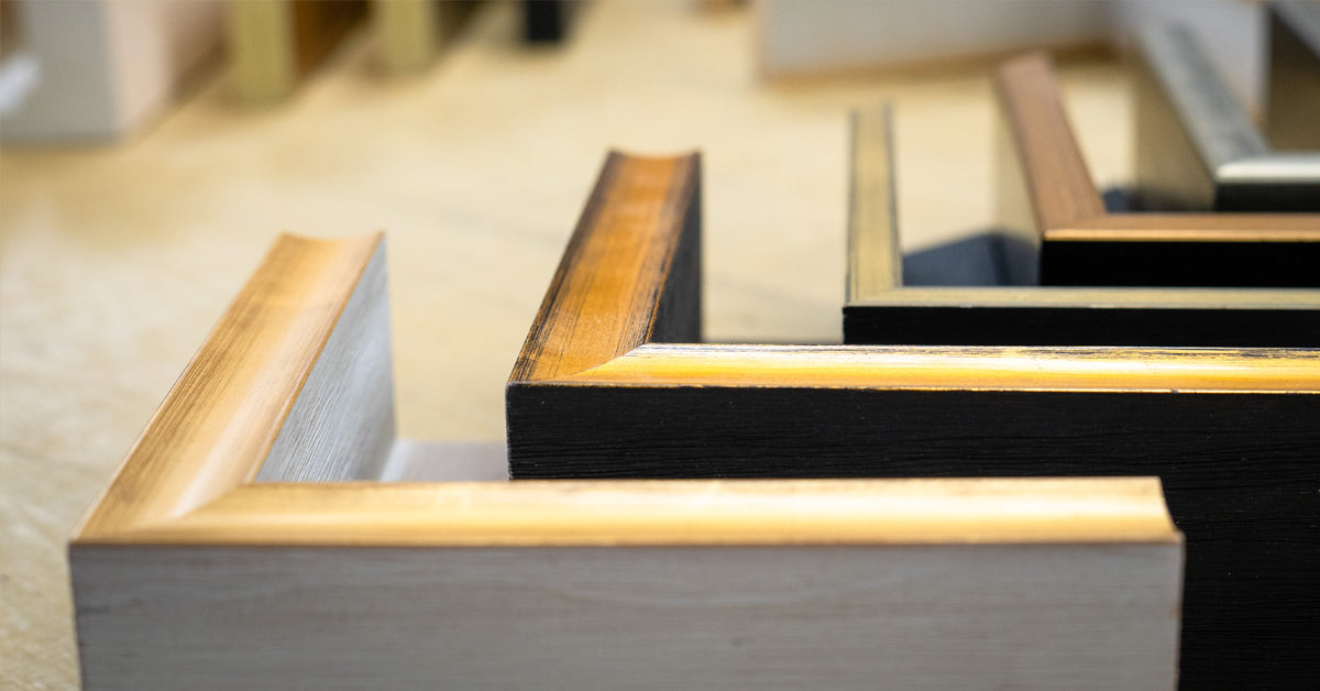 Traditional Medium-Width Frames - Articient