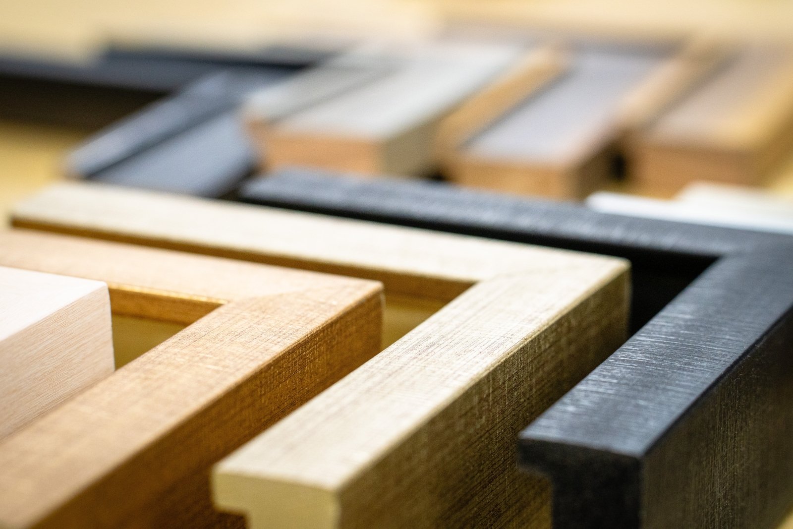 Lamboll - Composite Stem Gold FramePicture Frame