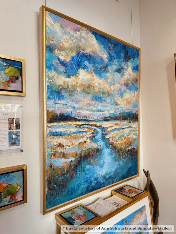 Reid - Gold & White Floater Frame