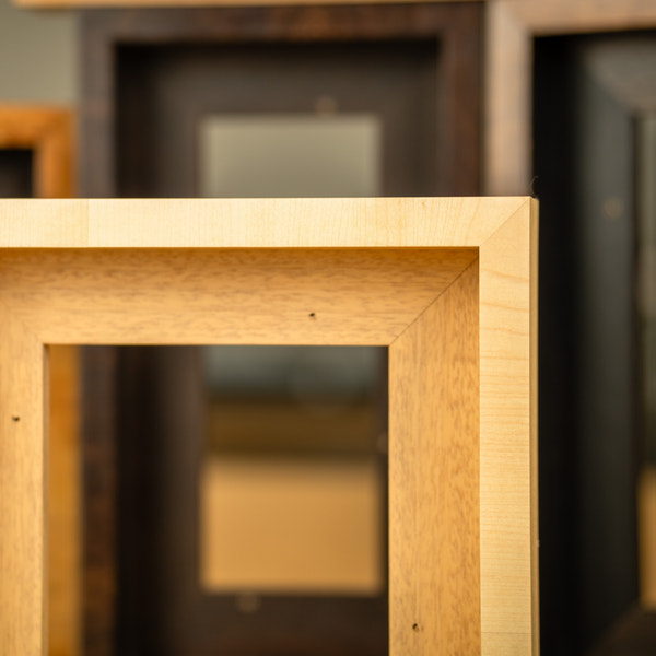 Romney Crossgrain Maple Floater Frame
